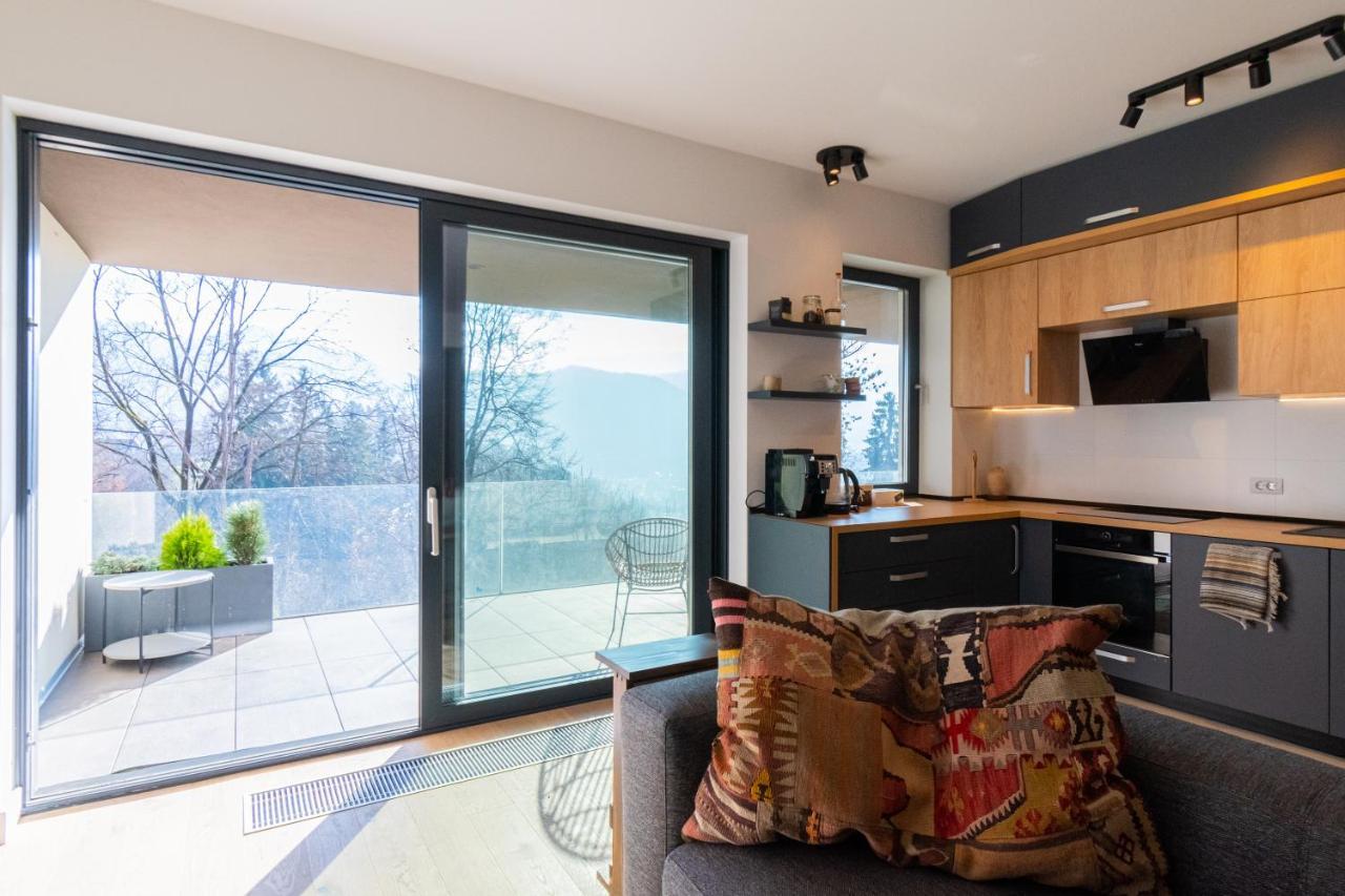 Mirador Bohemian Apt With Views Over Old Town And Tampa Mountain, Near Poiana Брашов Екстер'єр фото